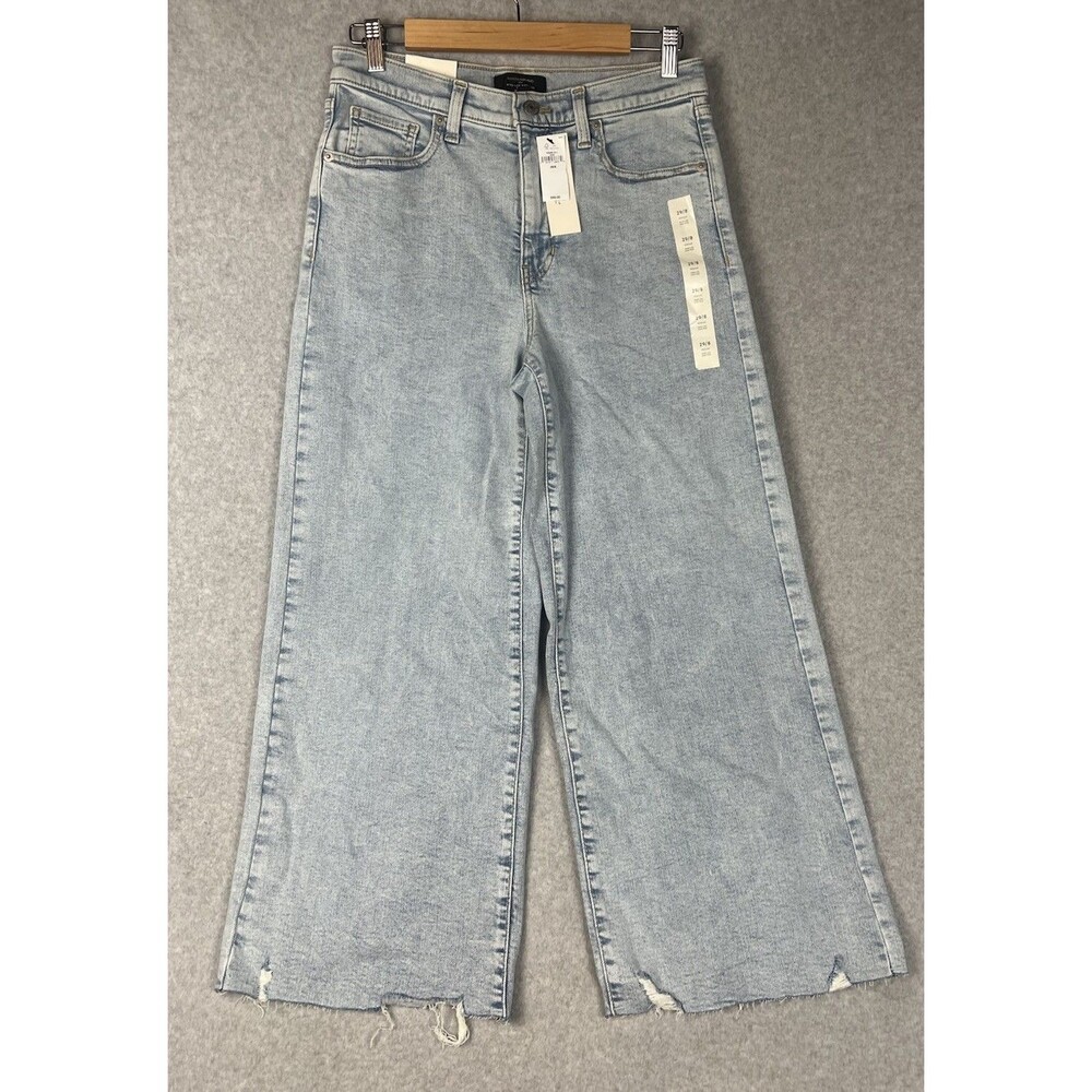Banana Republic Wide Leg Cropped Jeans Frayed Hem Light Wash Denim Size 29/8 NWT